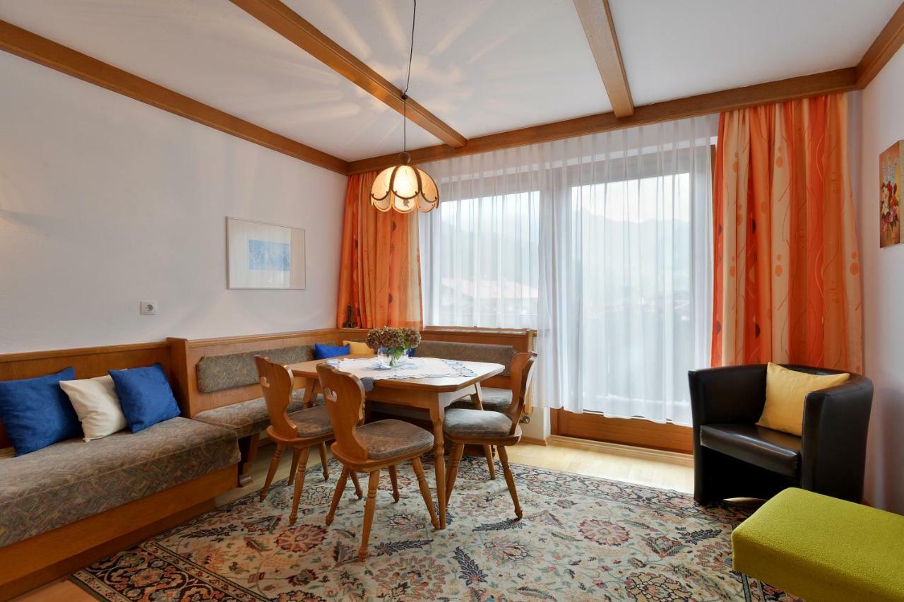Haus Dejakom 메이른호픈 외부 사진